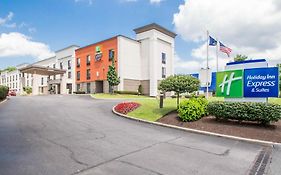 Holiday Inn Express & Suites - Albany Airport - Wolf Road By Ihg